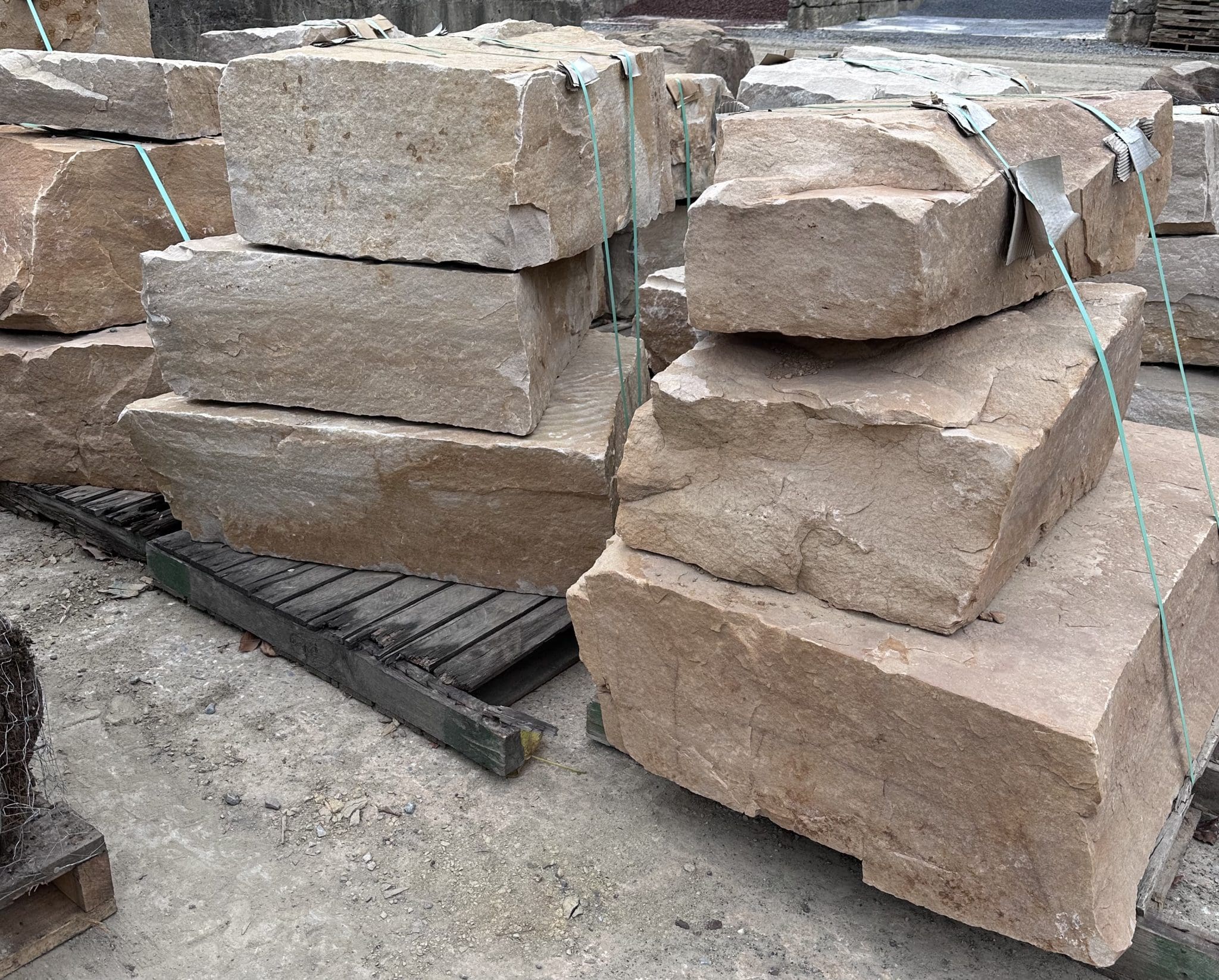 Landscape Boulders | Brandywine Quarry, Inc.