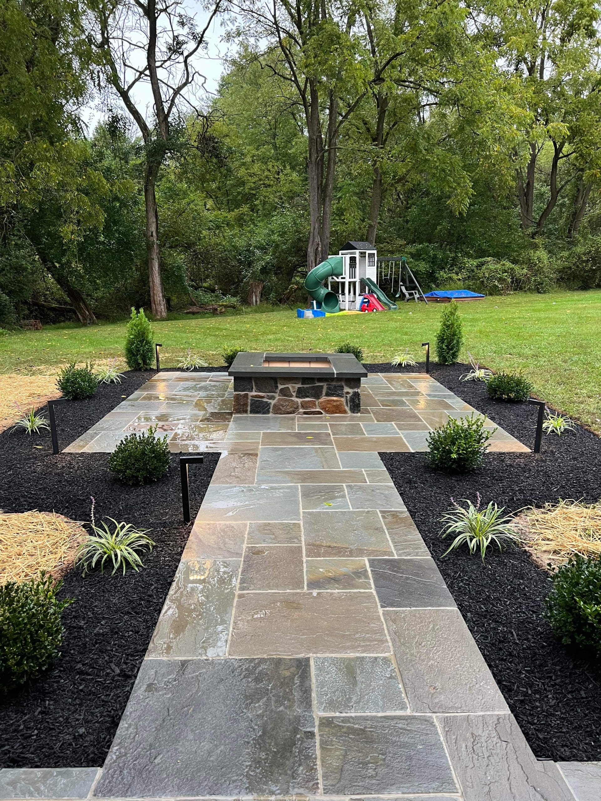 Full-color Bluestone Thermal Pattern Flagstone | Brandywine Quarry